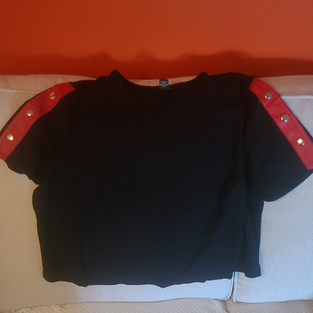 2 For $35 Forever 21 Black and Red CropTee with Button Accents